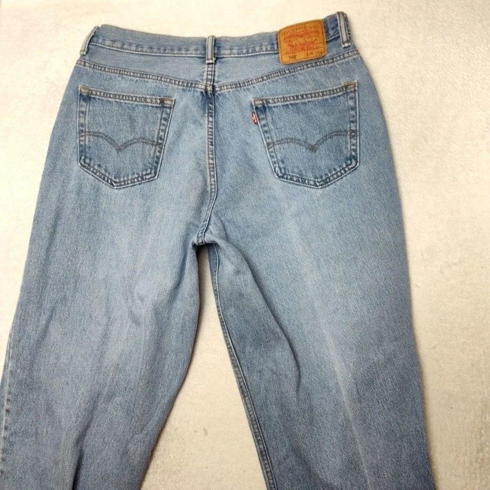 Levis levis 560